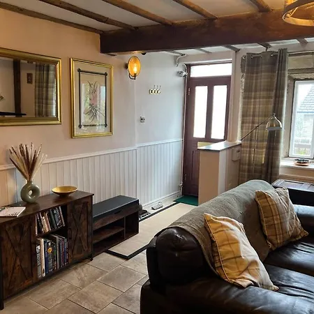 17Th Century Cottage With Hidden Garden Steeton Exterior foto